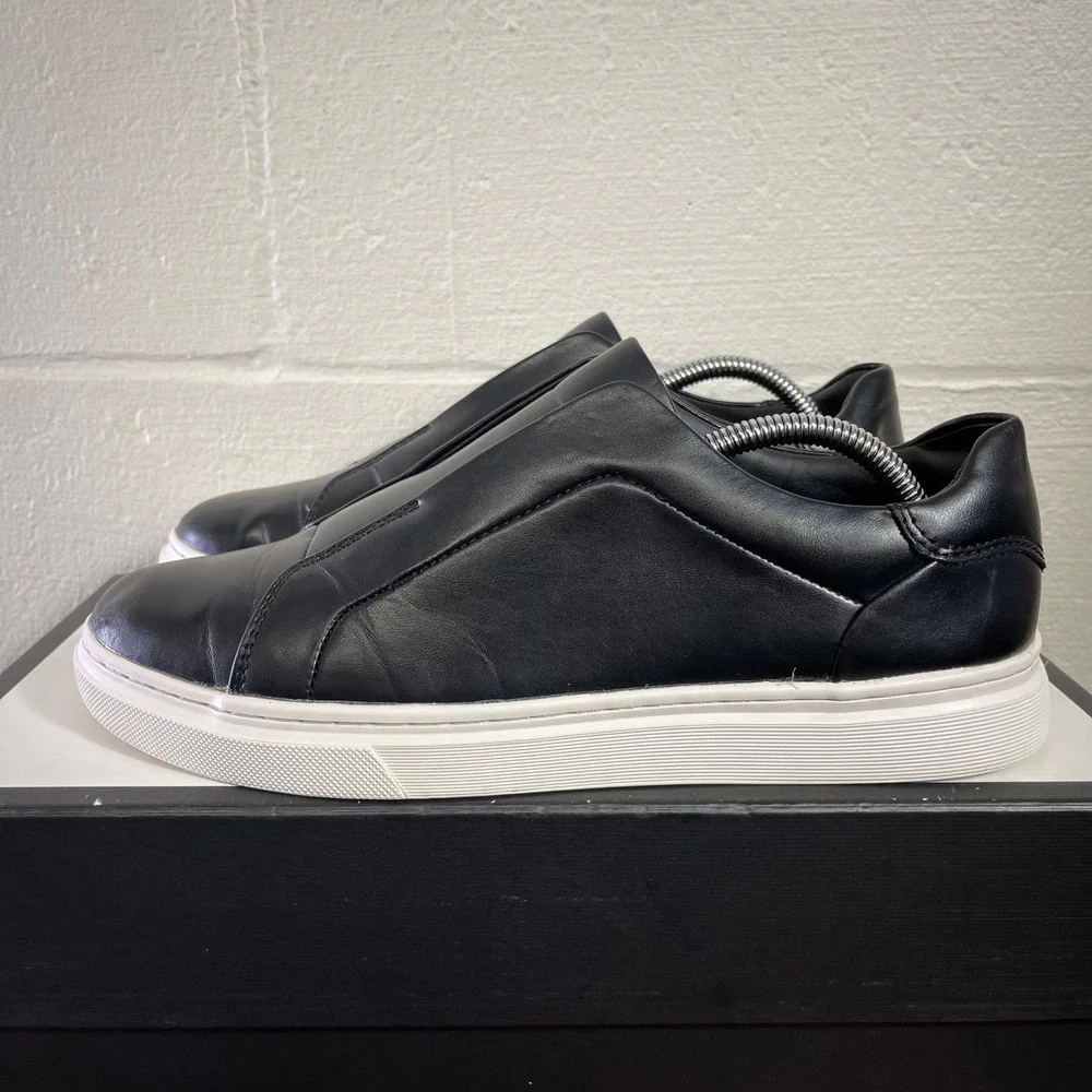 Nordstrom Rack 58665 Black Leather Casual Sneaker Shoes Slip On Men's 8.5 M